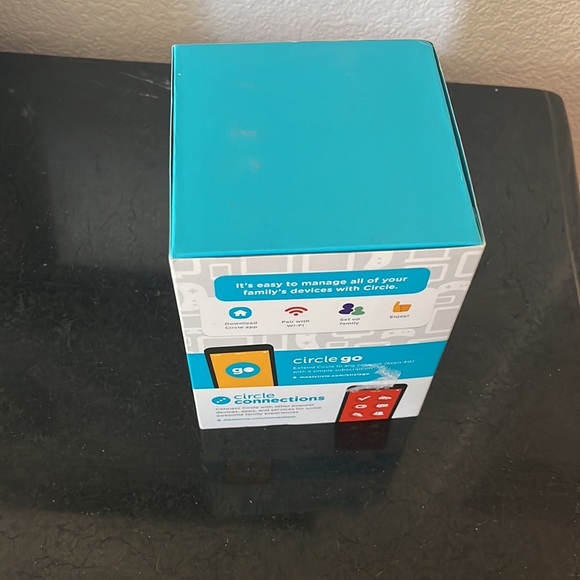 New Circle Home With Disney Parental Control WiFi First Gen Smart Family Device - Picture 6 of 16